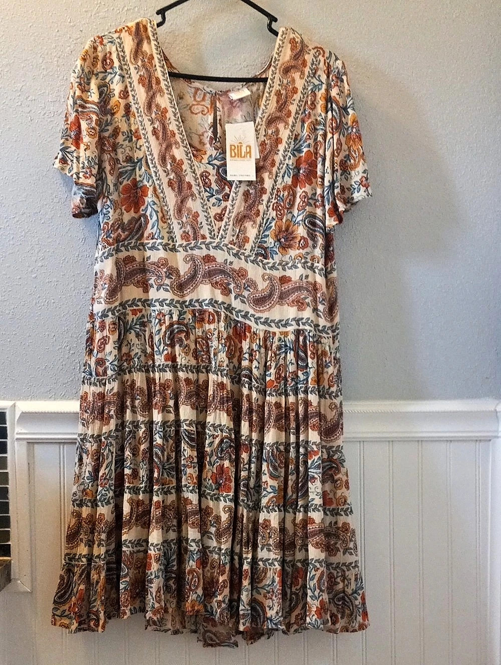 BILA Floral Paisley Short Tiered Dress Midi Dress in Cream & Orange